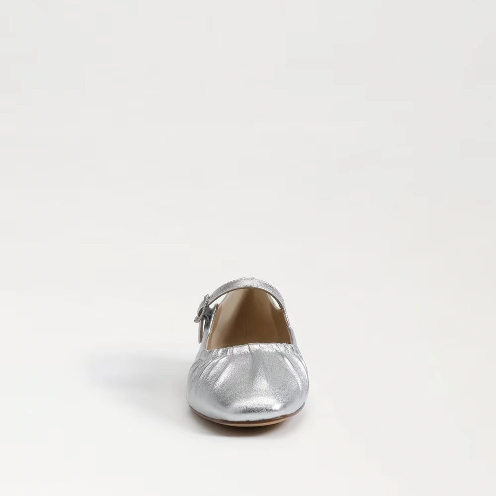 Micah Mary Jane Flat