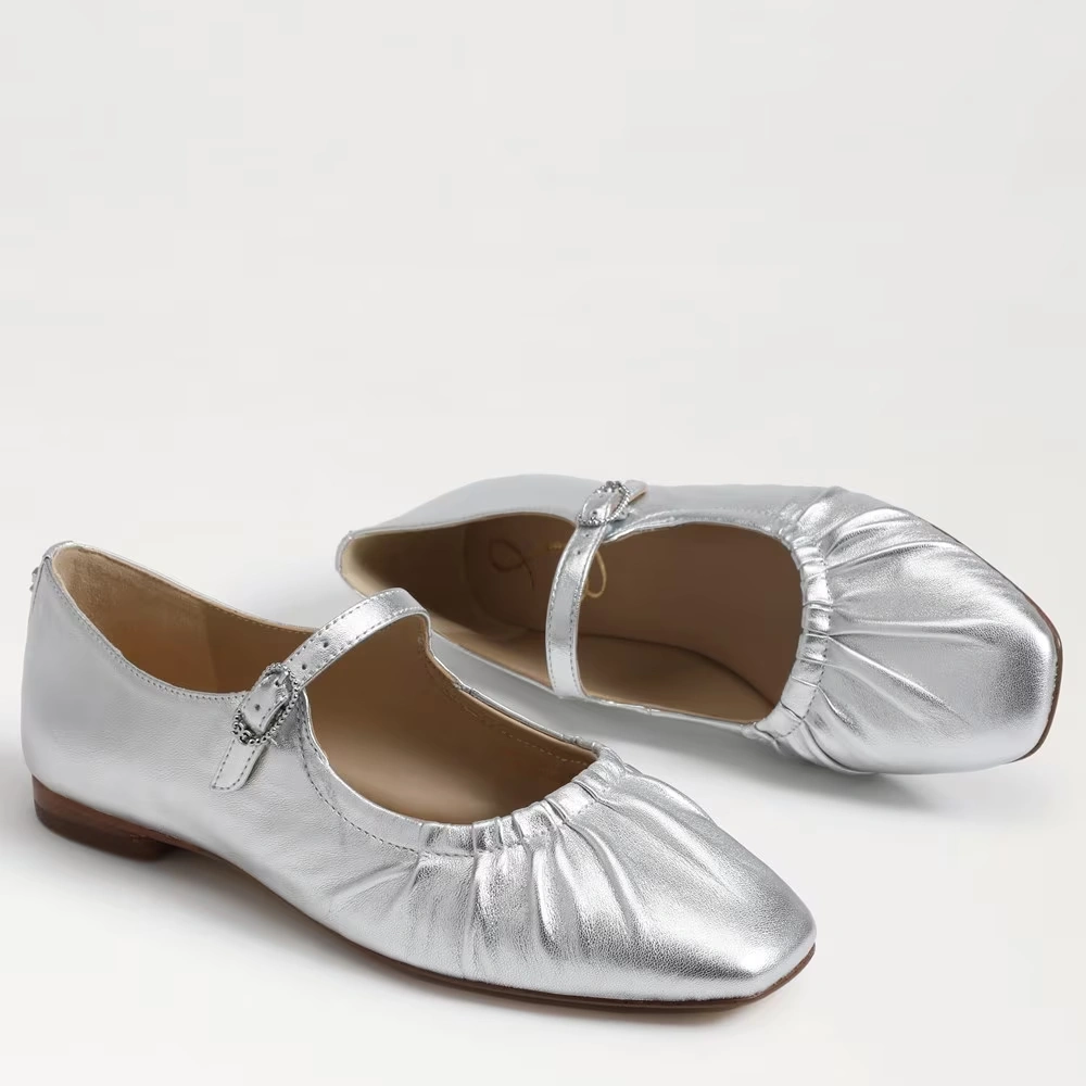 Micah Mary Jane Flat