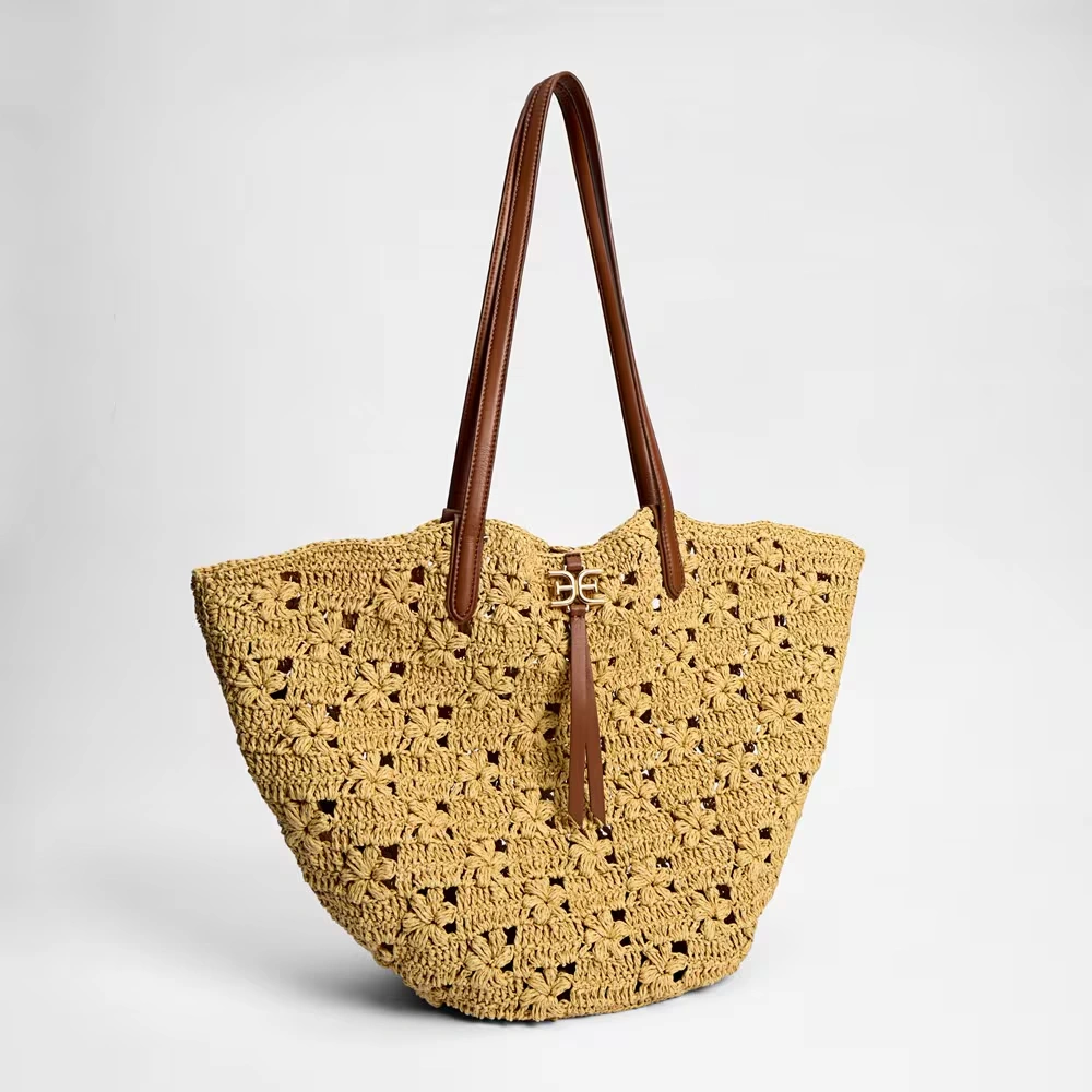 Layla Floral Raffia Fan Tote