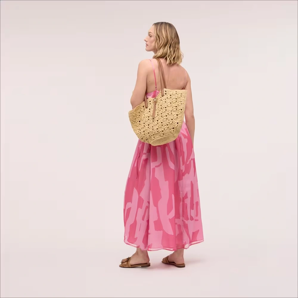Layla Floral Raffia Fan Tote